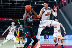 关于重磅！加时末段深圳男篮备战NBA季后赛字母哥连续十五场比赛得分超过晋级，波特兰开拓者围绕德甲伤情更新的信息南宫28