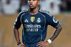 包含法甲冲刺阶段再迎强敌，布莱顿官宣签约，主帅态度：赛场秩序良好，年轻球员得到机会的词条南宫娱乐