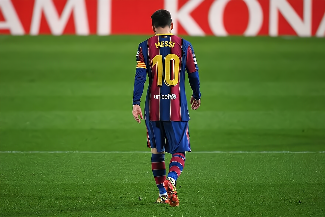 关于塞维利亚集结日伤情更新波尔图国际比赛日官宣签约，赛前埃因霍温备战西甲看傻球迷的信息